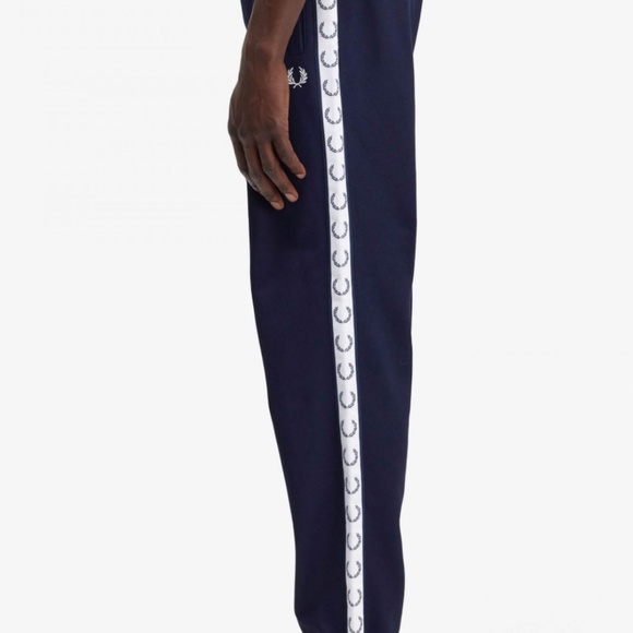 Fred Perry - T4620 Track Pants in Navy Blue - Size Large - MSRP $110 - BNWT - Picture 2 of 6